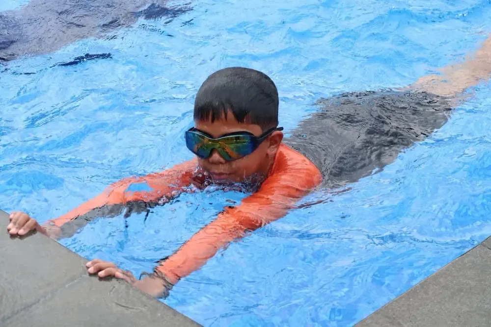 Swimming Club